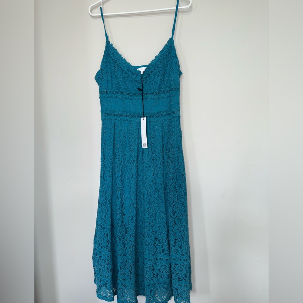 NWT teal NSR crotchet lace Midi Large Dress.